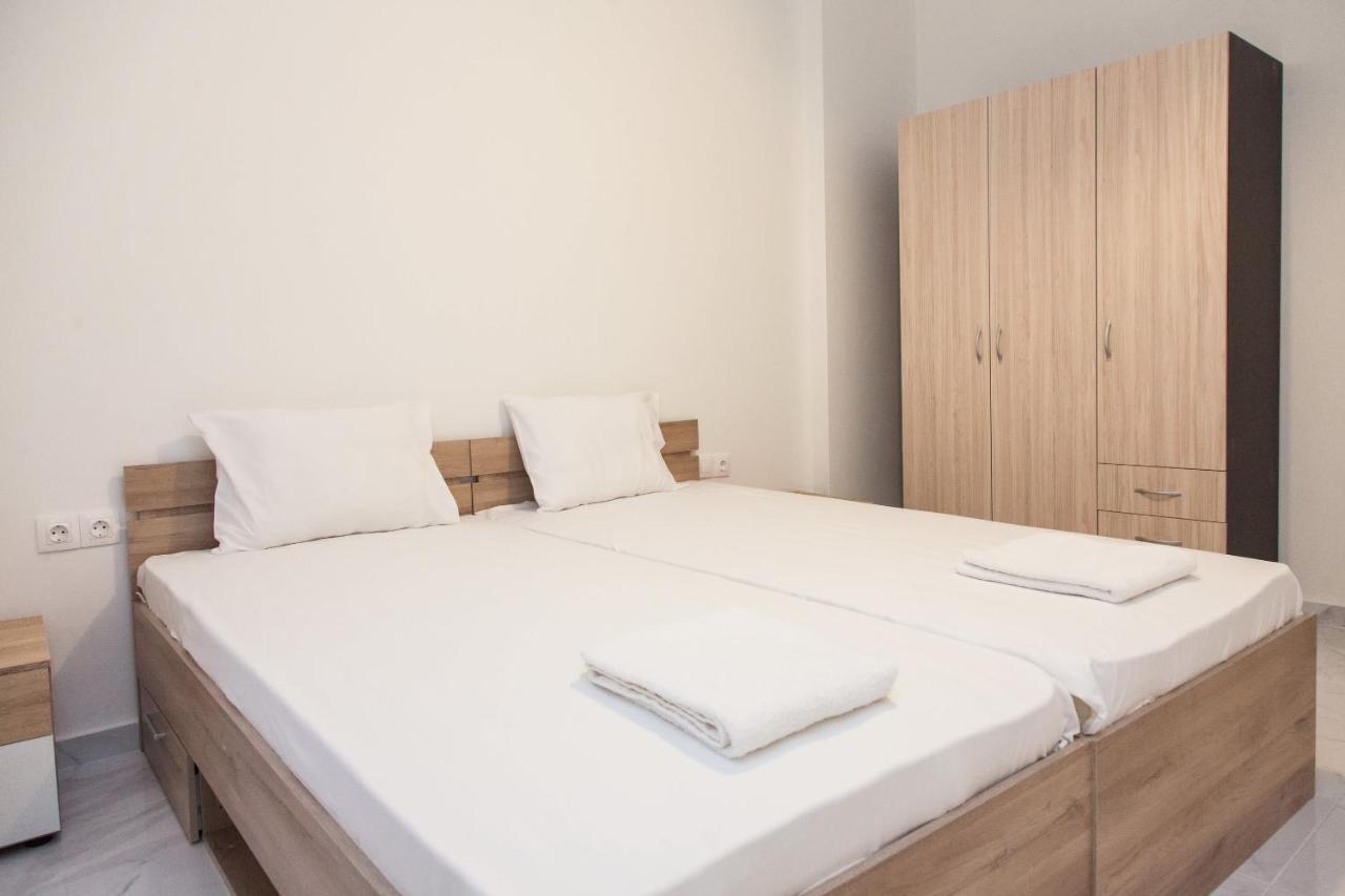 Modern 3-Bedroom Apartment Next To Koridallos Square Pireus Exteriör bild